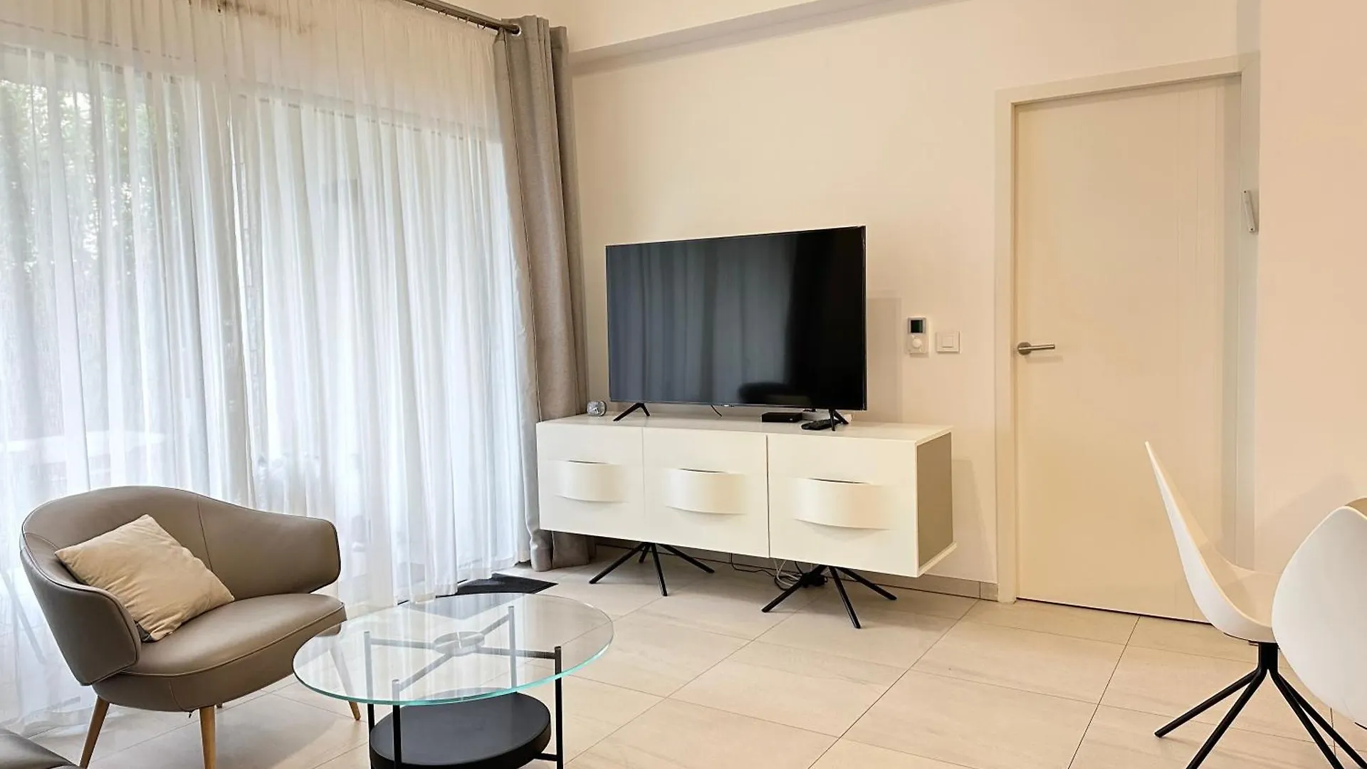 Appartement Palm Beach Proche Croisette Cannes 0*,  Frankrike